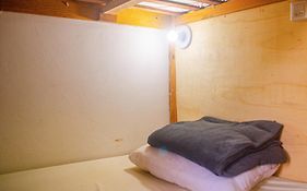 Kombi Hostel Camping